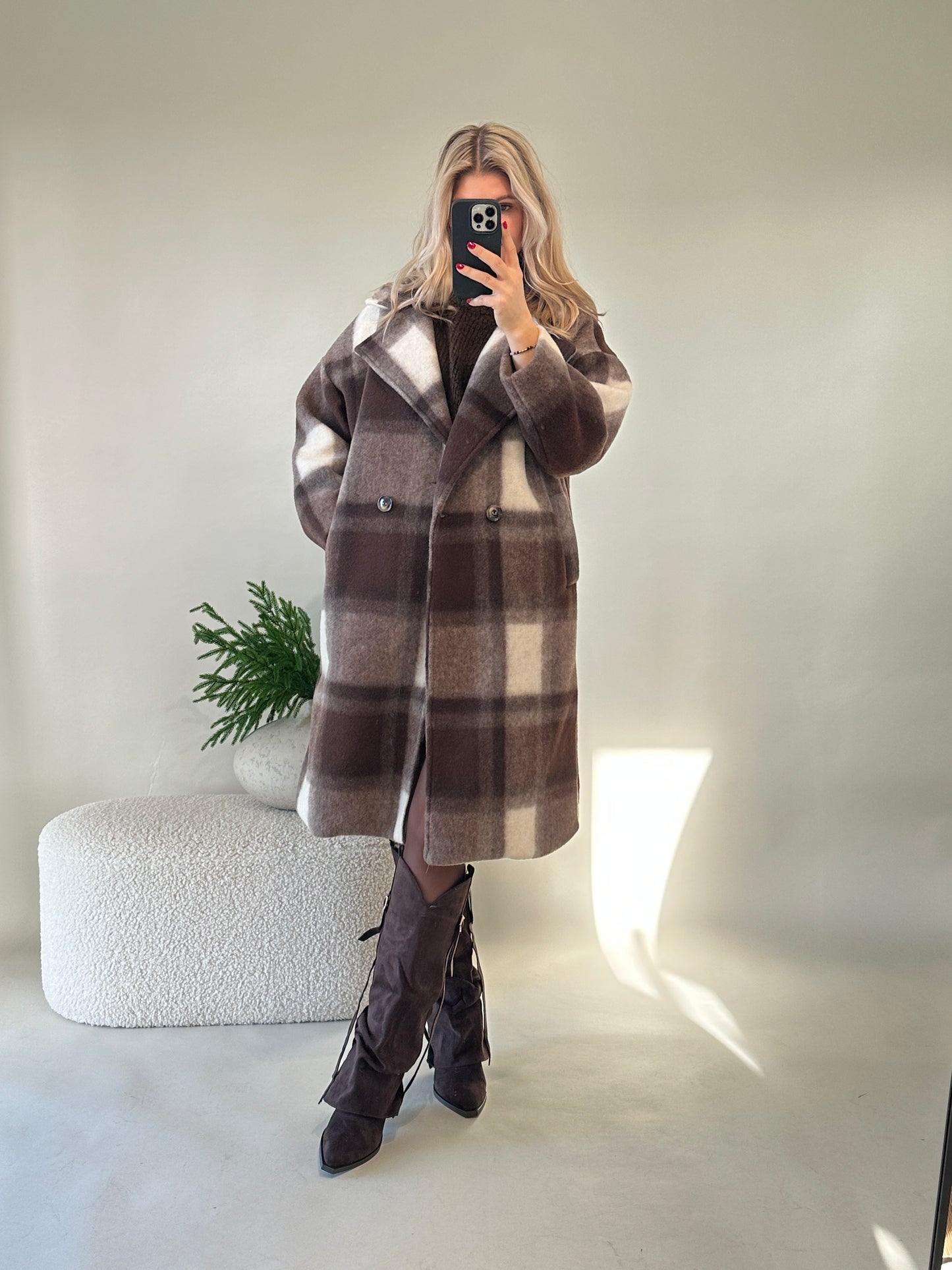 mantel in schokobraun/wollweiß (karo)