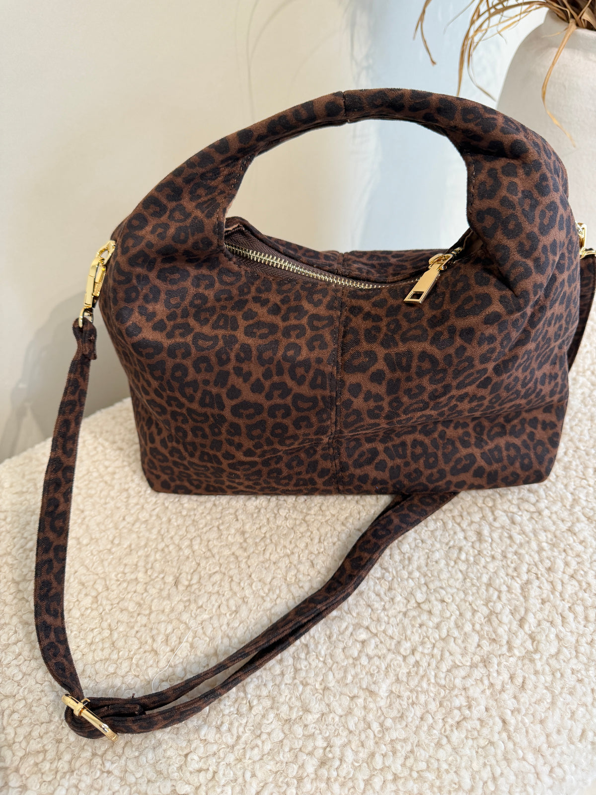 Tasche mit Leo - Muster in Schokobraun / Schwarz
