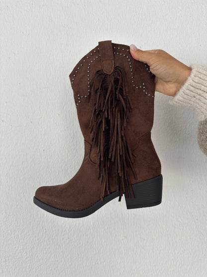 Stiefel in Schokobraun mit Fransen in Wildlederoptik
