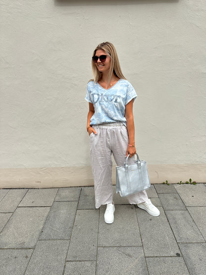 Shirt gemuster in Hellblau mit Aufschrift (Dior)