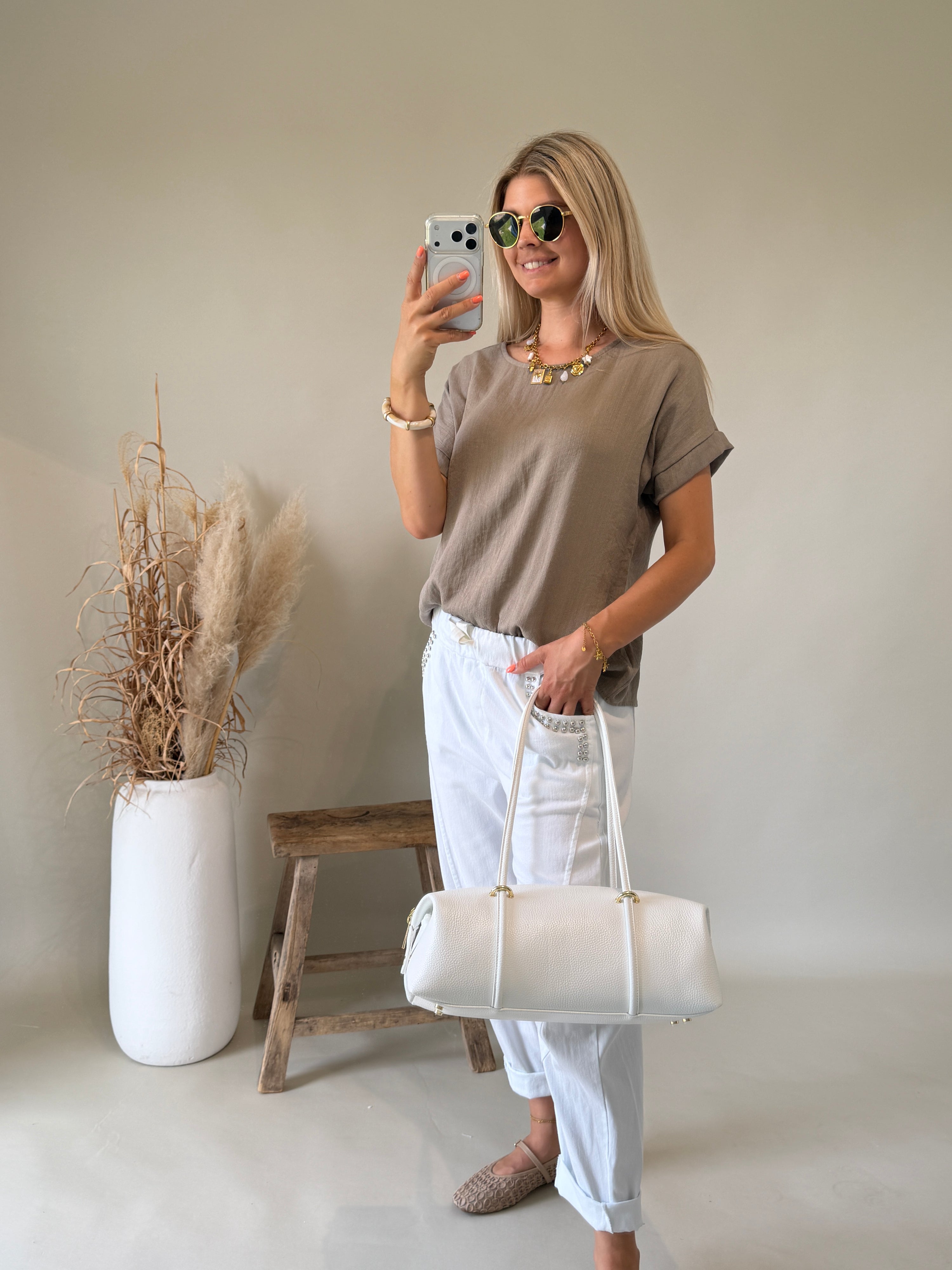 Bluse in Taupe ( Mit Schleife hinten am Rücken )