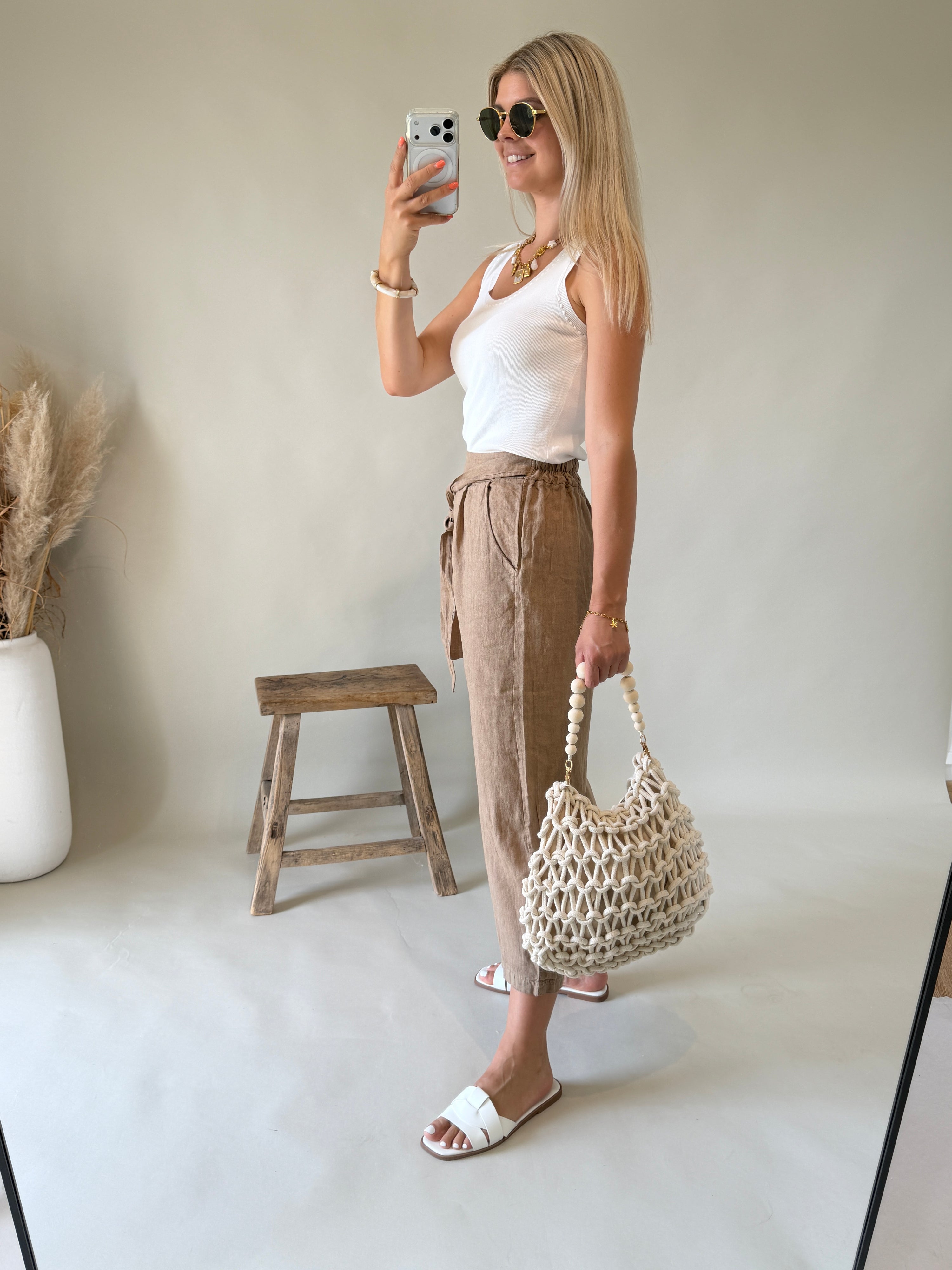Top in Weiß ( Leichter Strick ) mit Muster am Arm und Hals