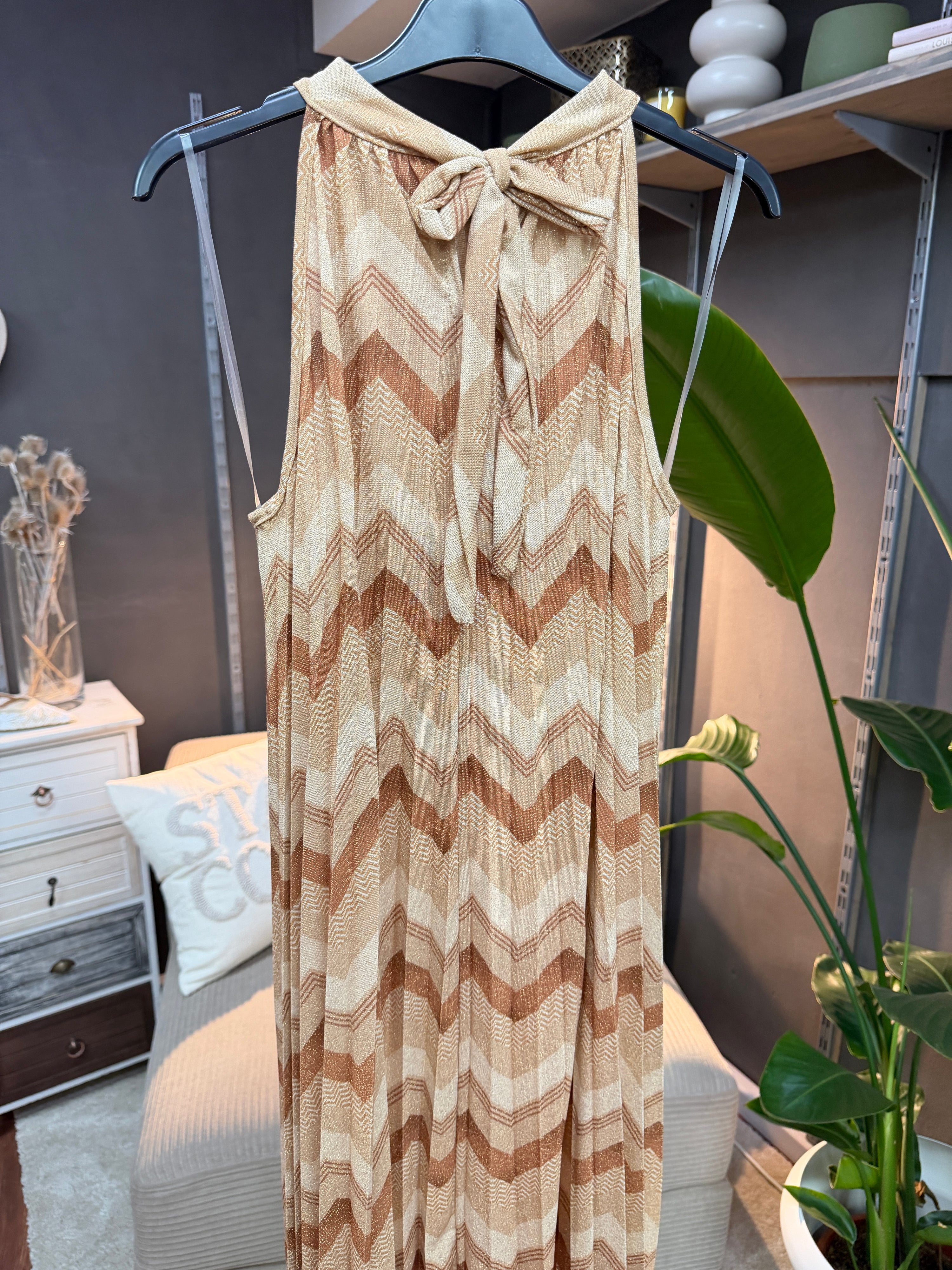 #16 Kleid in Beige