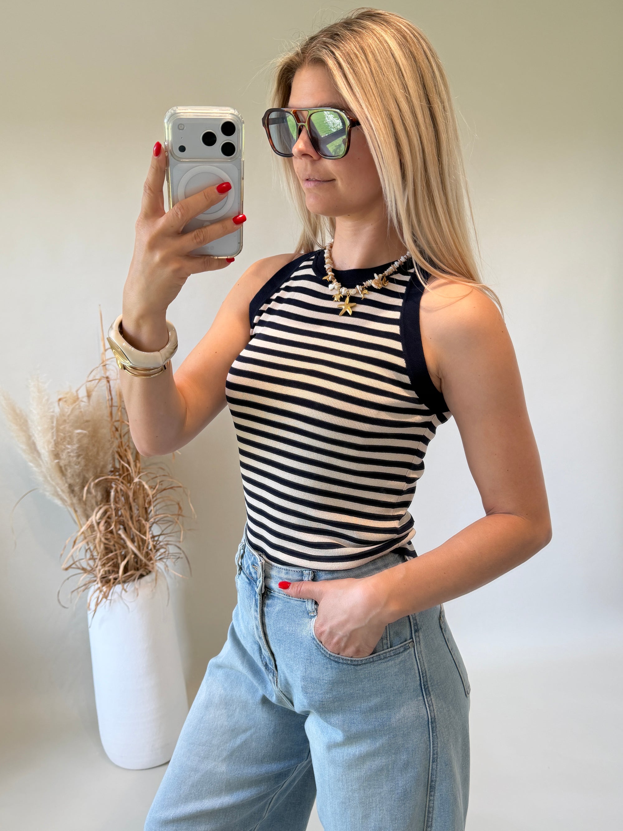 Top in Dunkelblau / Beige gestreift