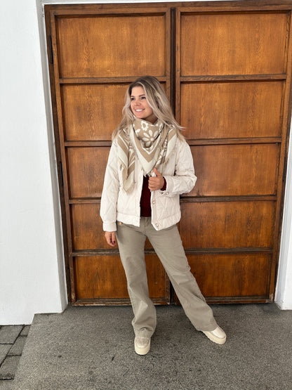 Schal in Zimt/Wollweiß