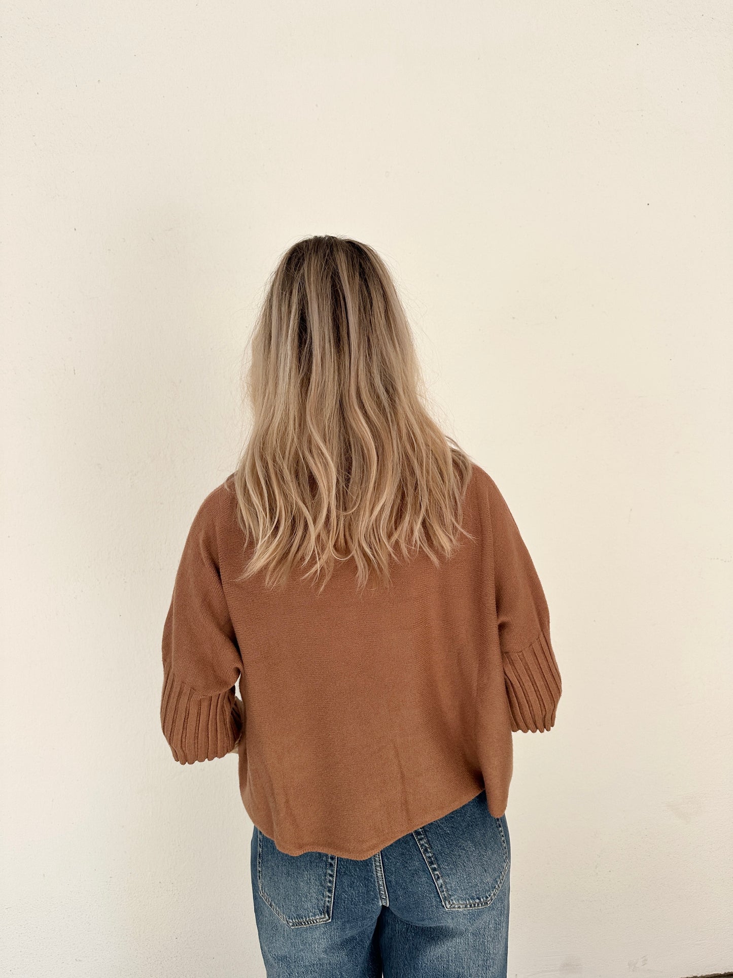 pullover in zimt kurzarm