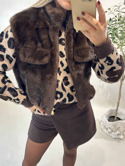 Felljacke in Schokobraun ärmellos