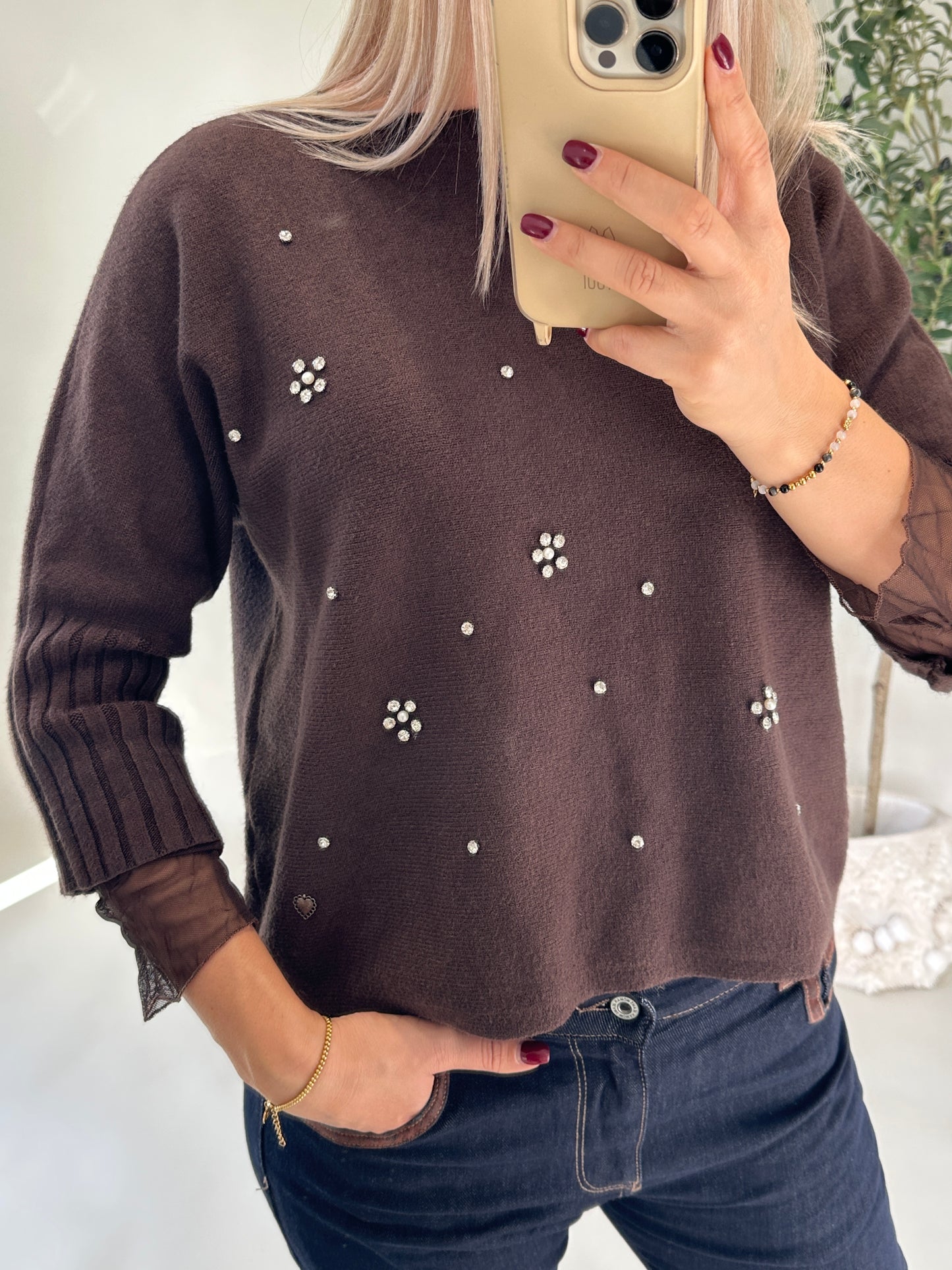 pullover in schokobraun mit glitzersteine vorne (kurzarm)