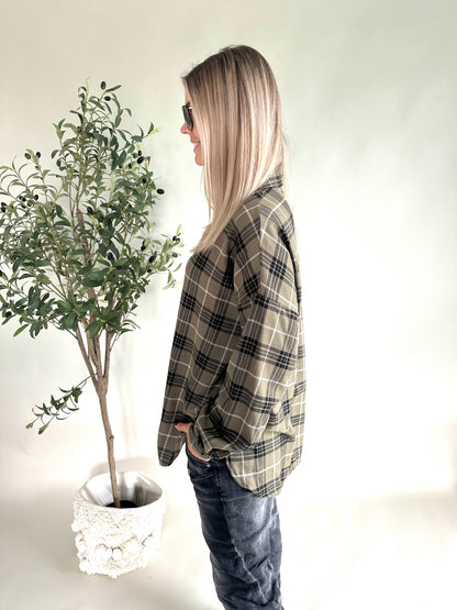 Hemdbluse in Olivgrün/ Schwarz/ Beige ( kariert )