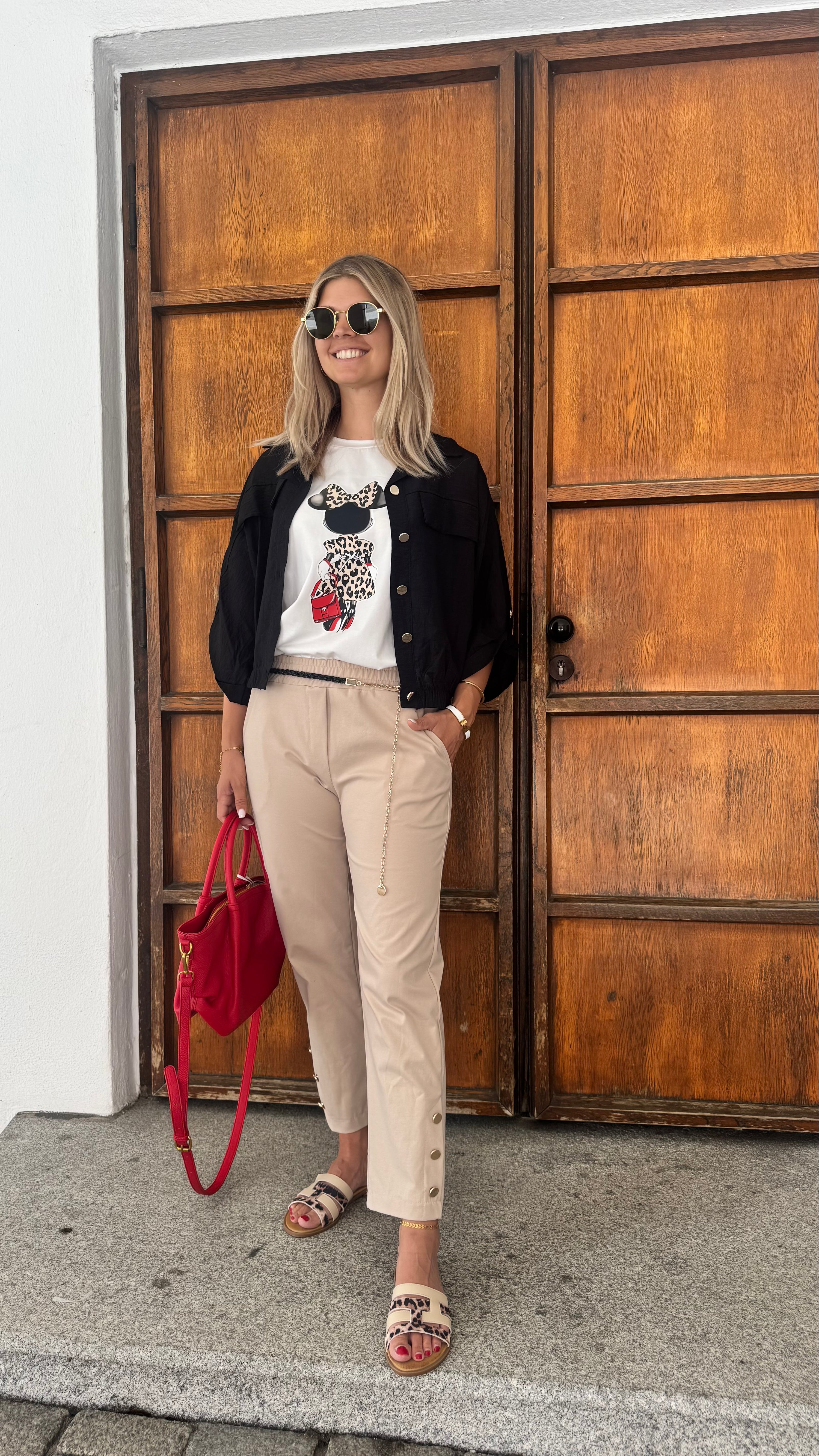 Gürtel in Schwarz/Glitzer mit goldener Kette