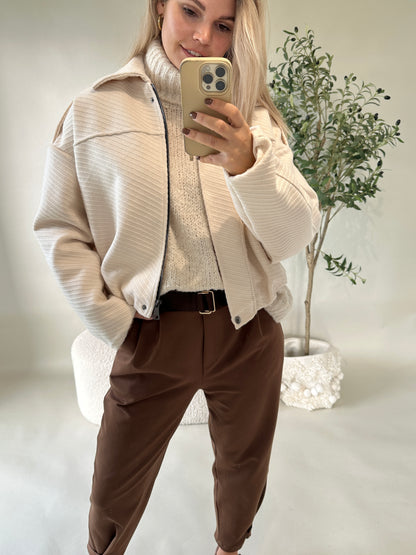 Balloonjacke in Wollweiß