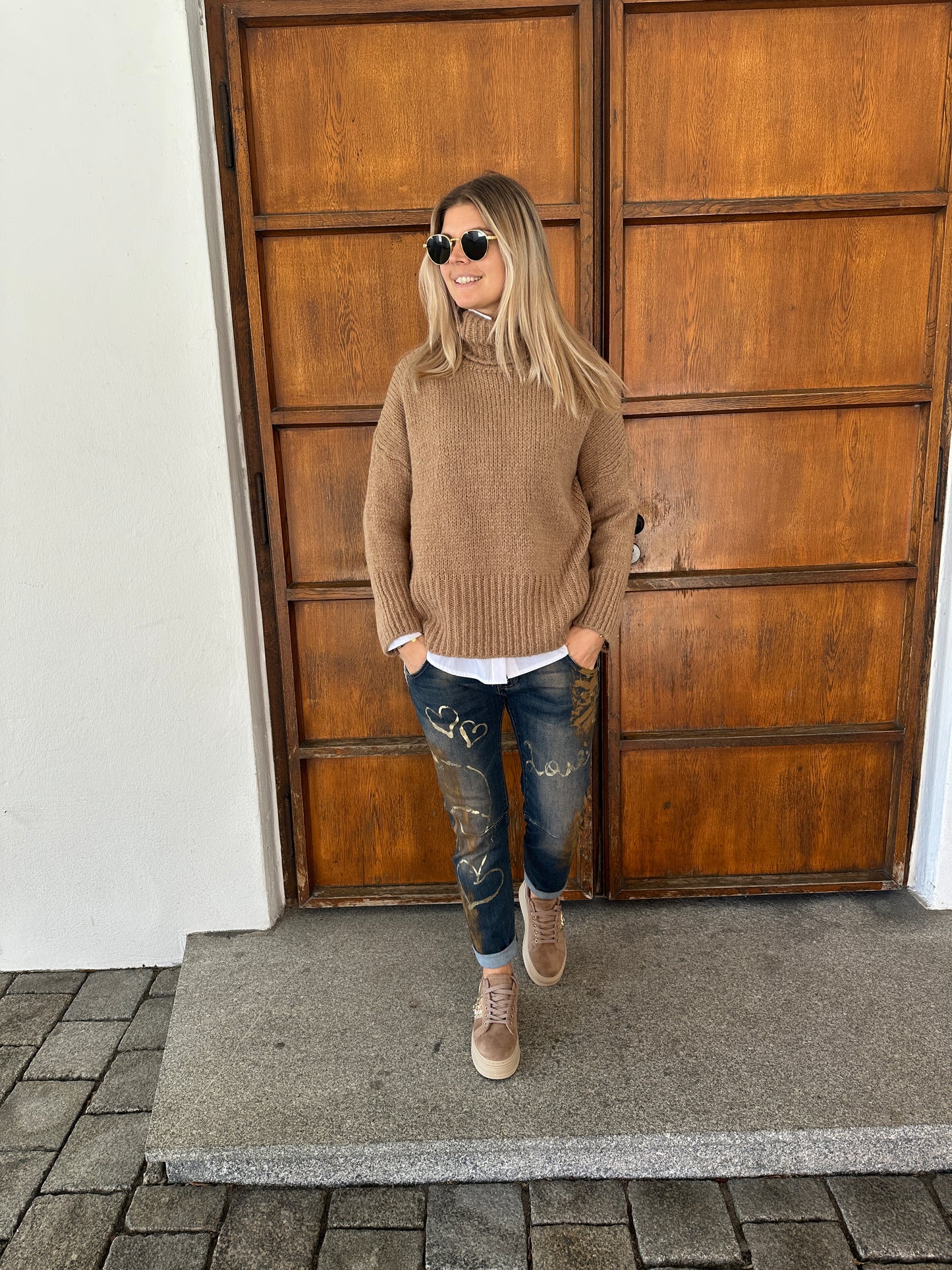 pullover mit rolli in zimt