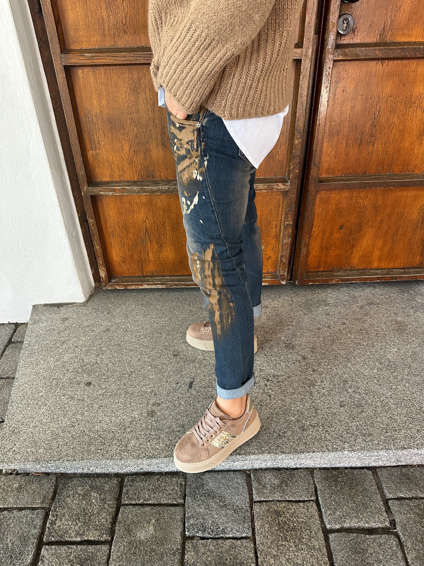 jeans mit aufdruck in zimt