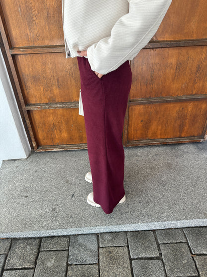 Hose mit weitem Bein (Cord) in Bordeaux