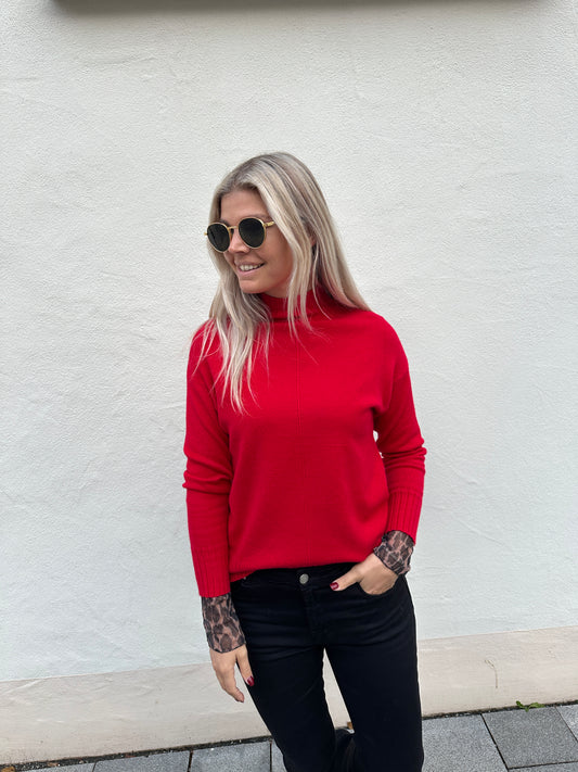 Pullover in Rot mit Stehkragen