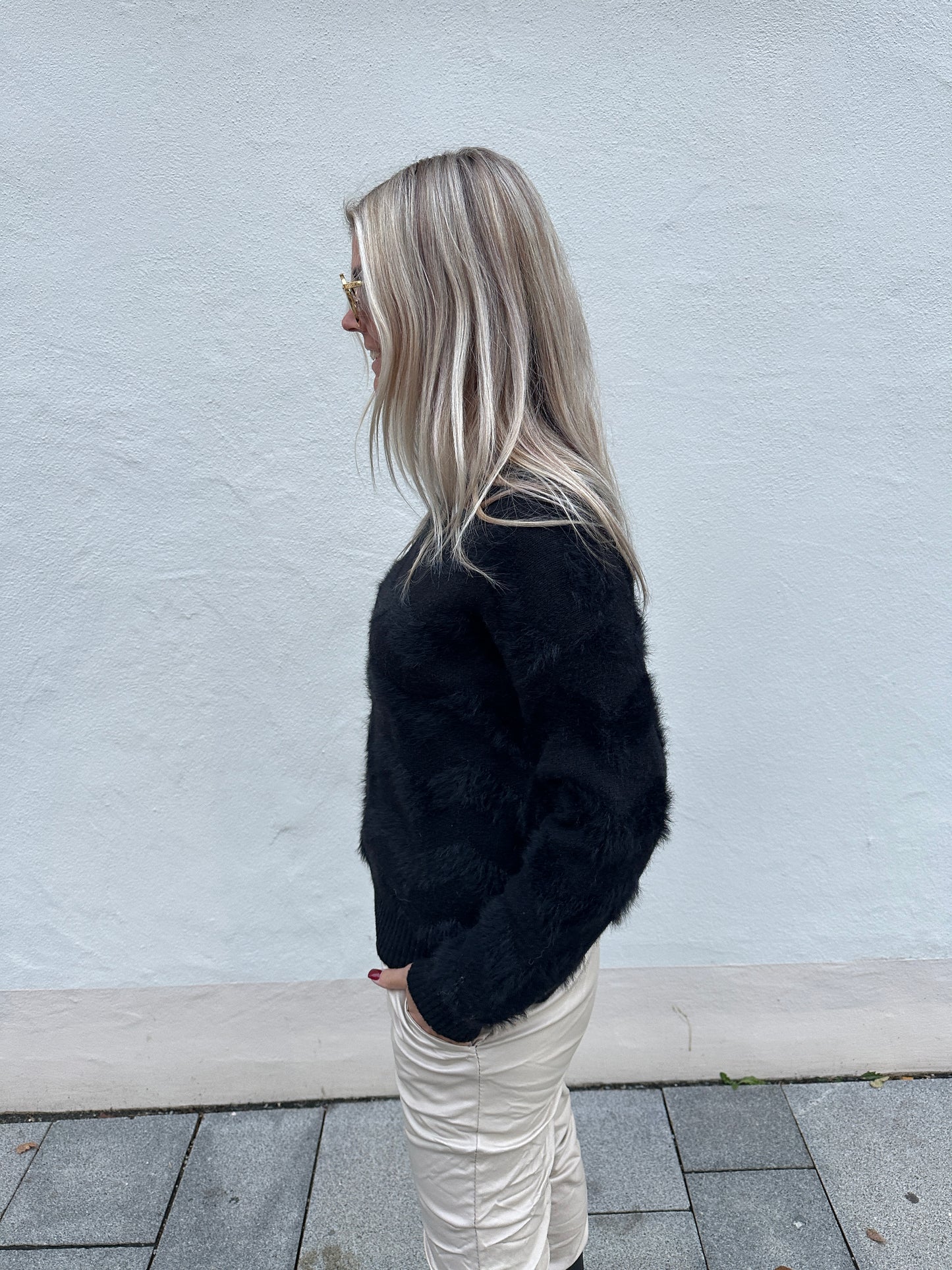 kuschliger pullover in schwarz