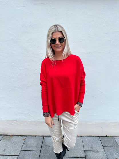 Pullover in Rot mit Muster