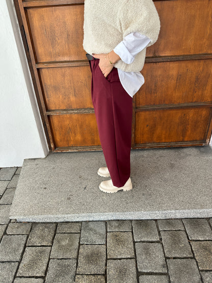 Balloon Hose in Burgundy