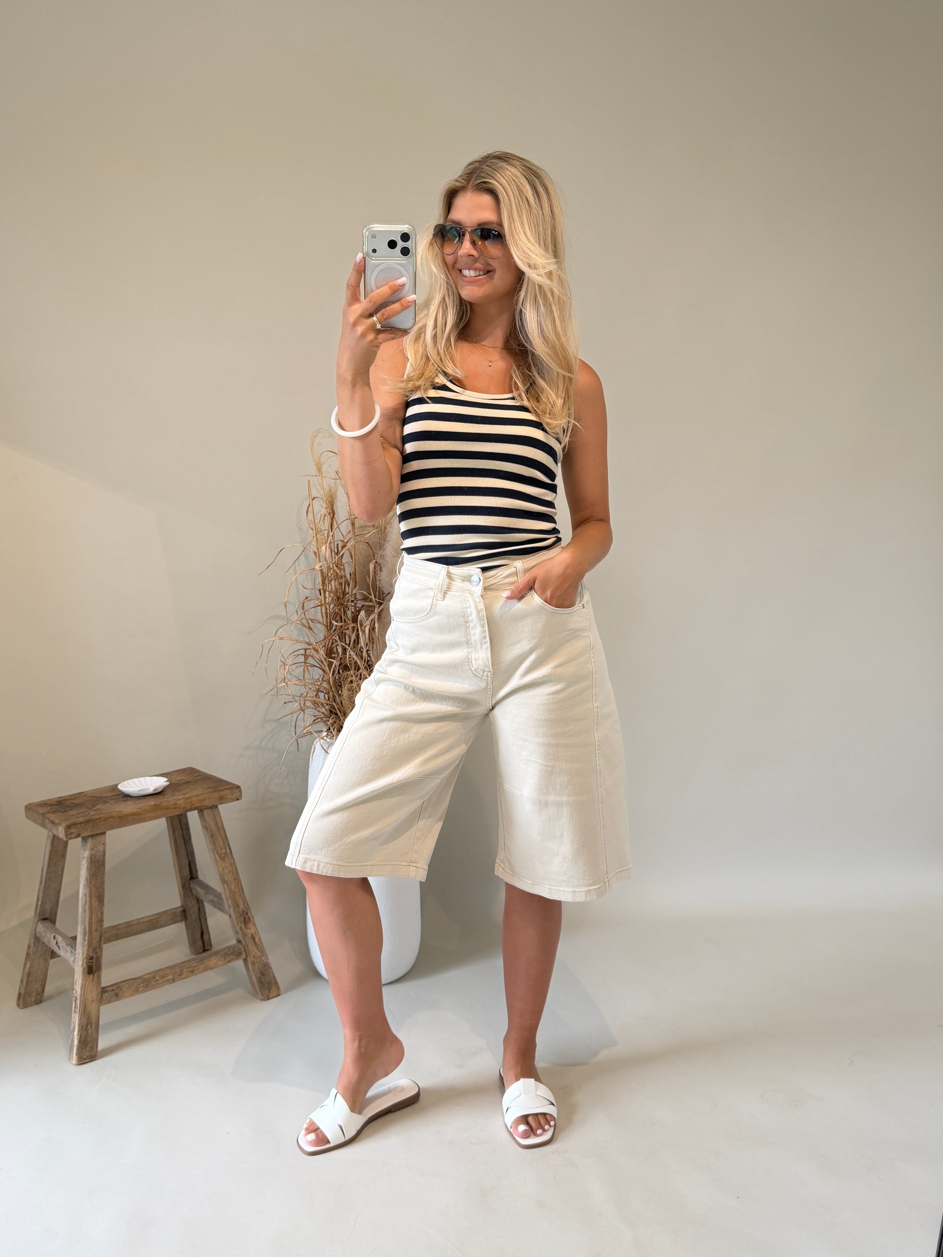 Top in Dunkelblau / Beige gestreift