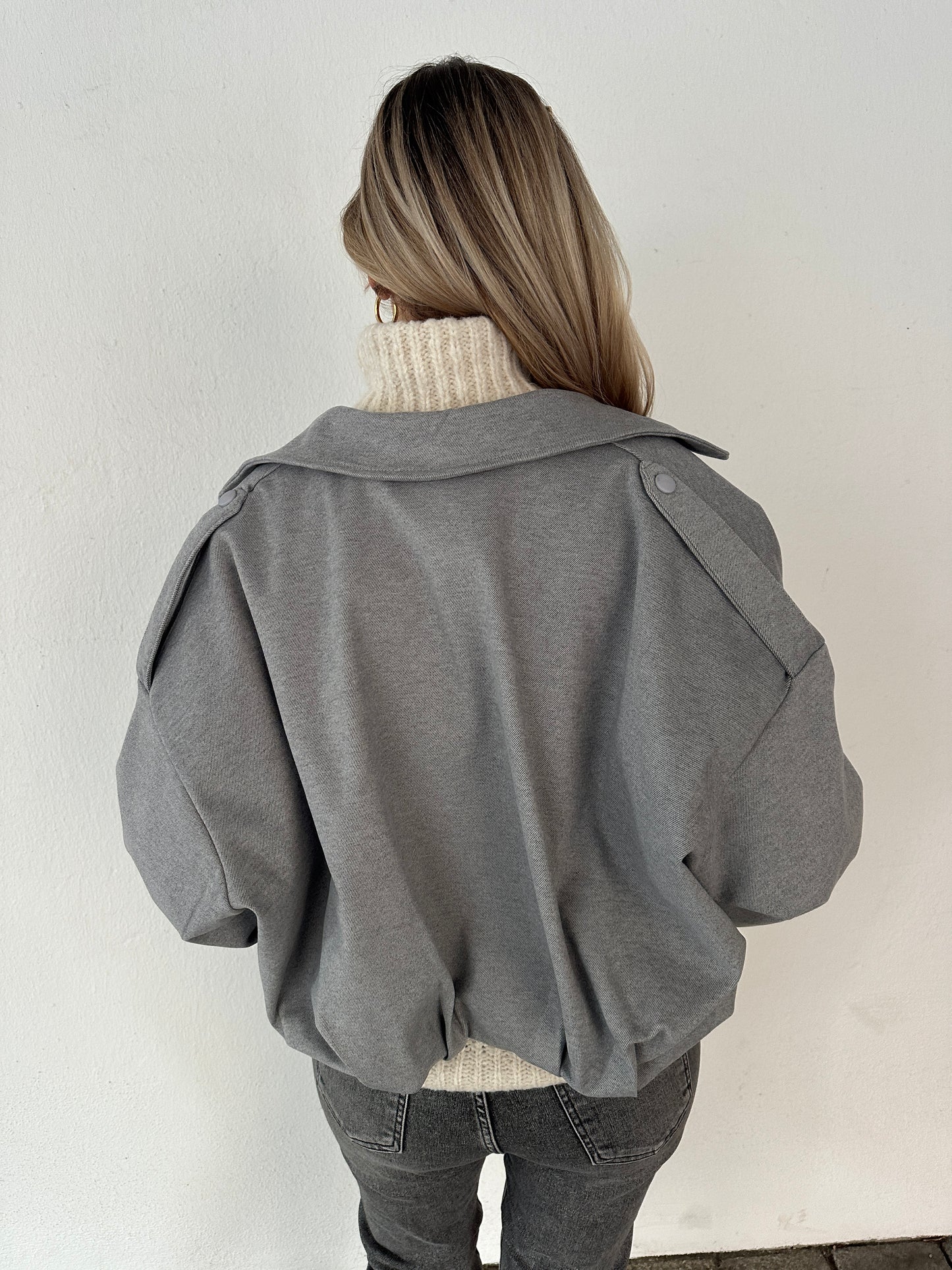 balloon jacke in hellgrau