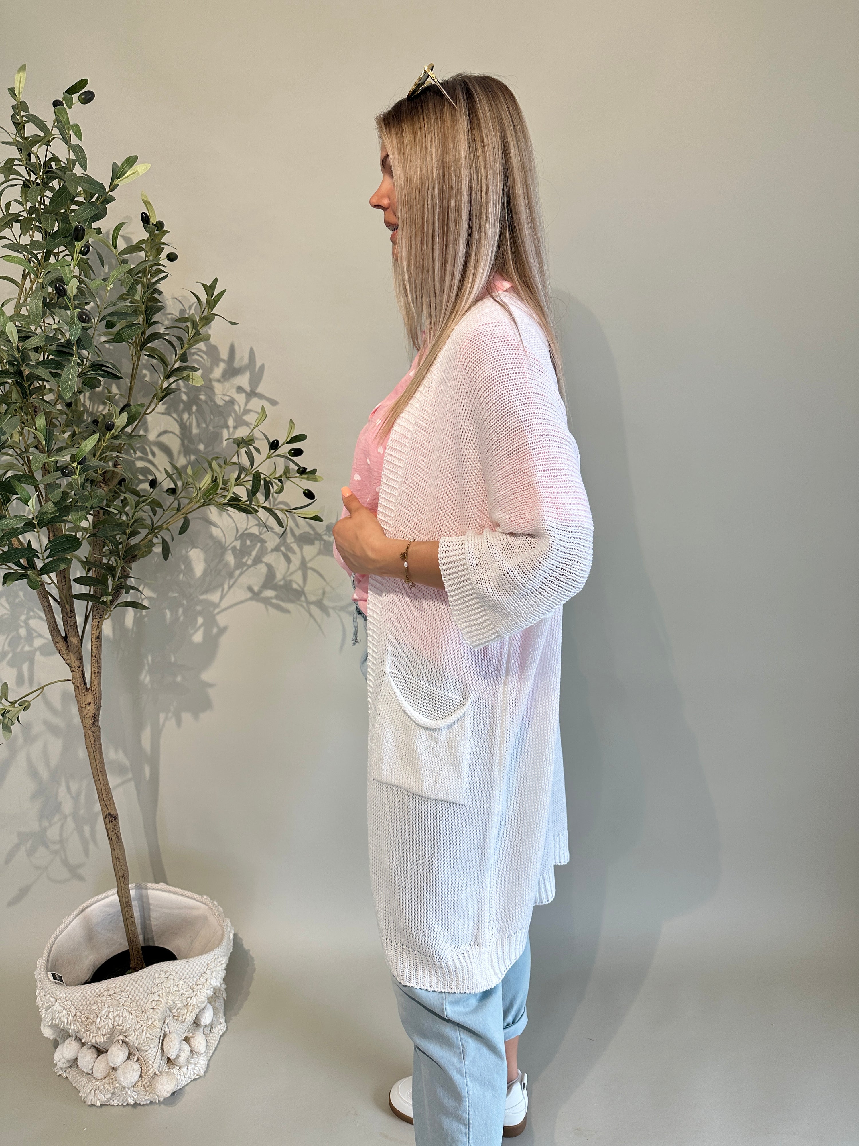 Strickjacke in Weiß