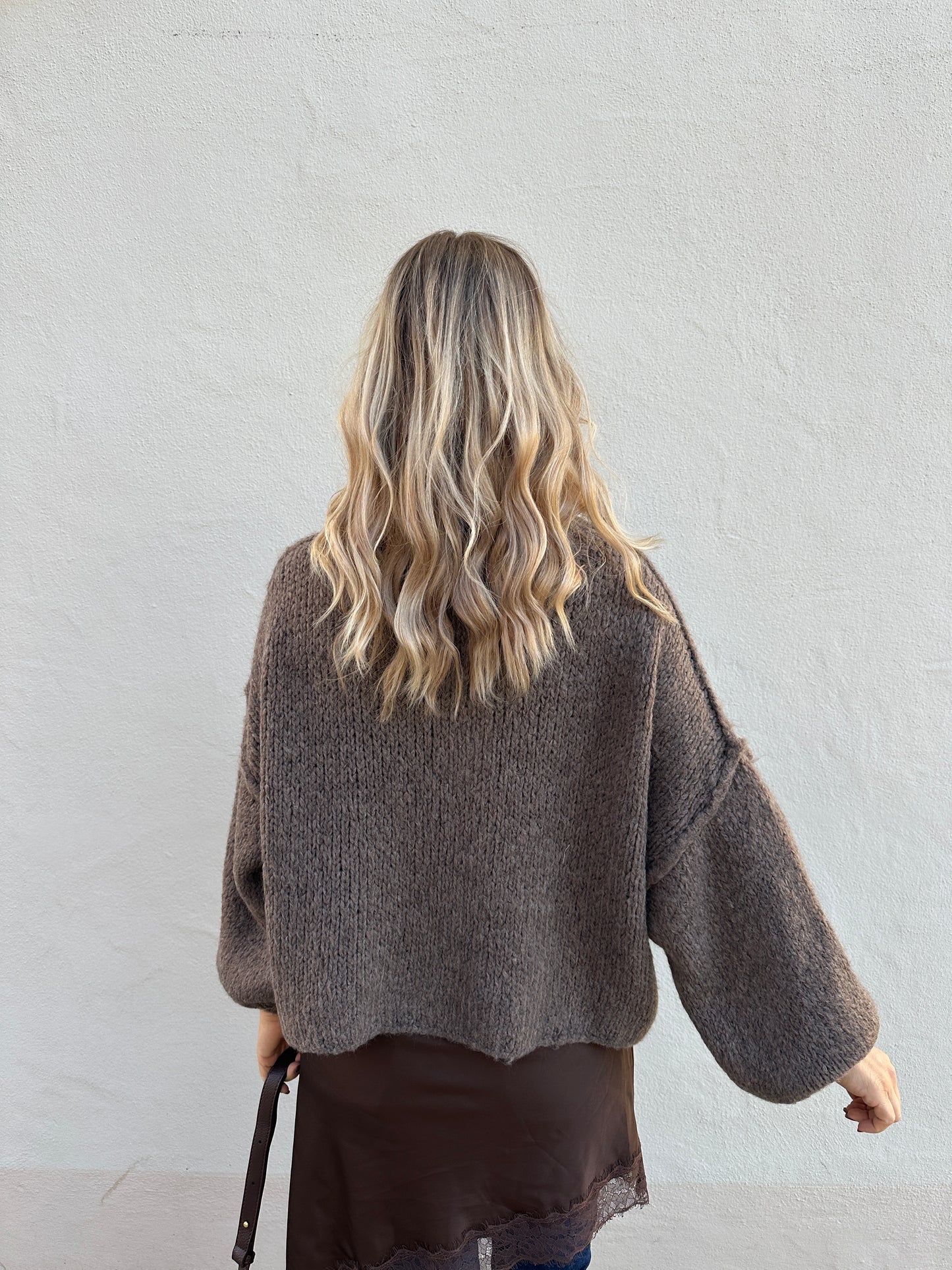 pullover in nussbraun