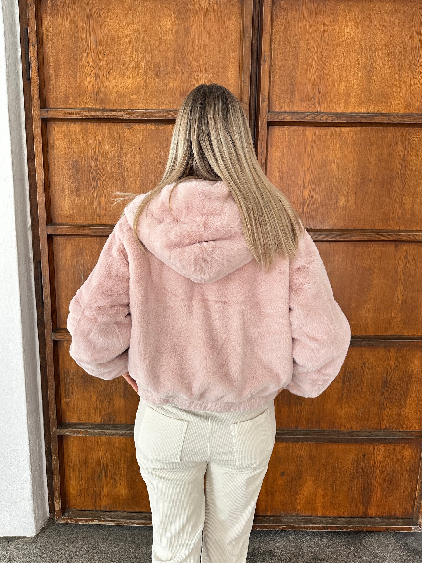 hose in wollweiß  mit gürtel ( cord )