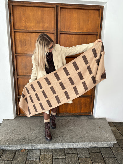 Schal in Schokobraun mit Beige