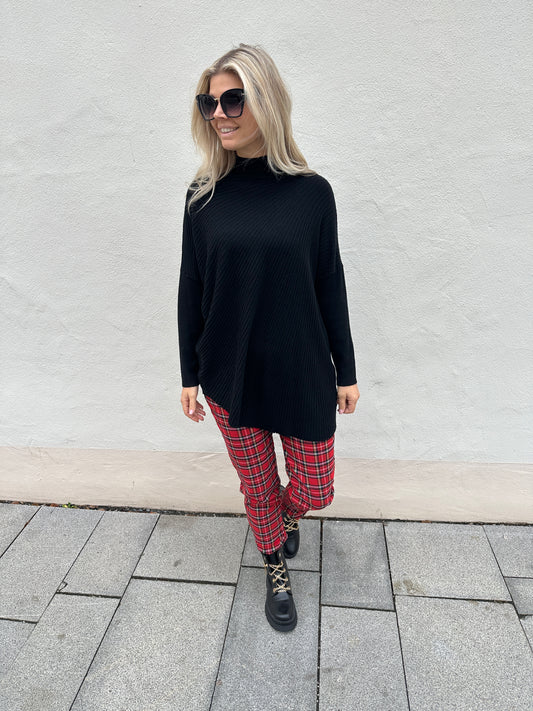 Pullover in Schwarz mit Muster