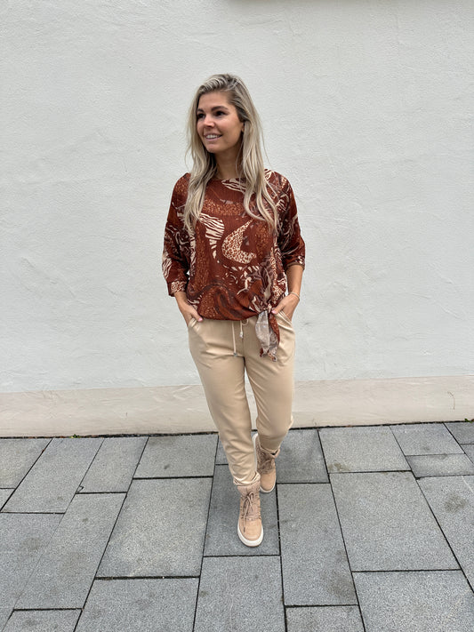 Bluse mit Muster in Braun und Beige