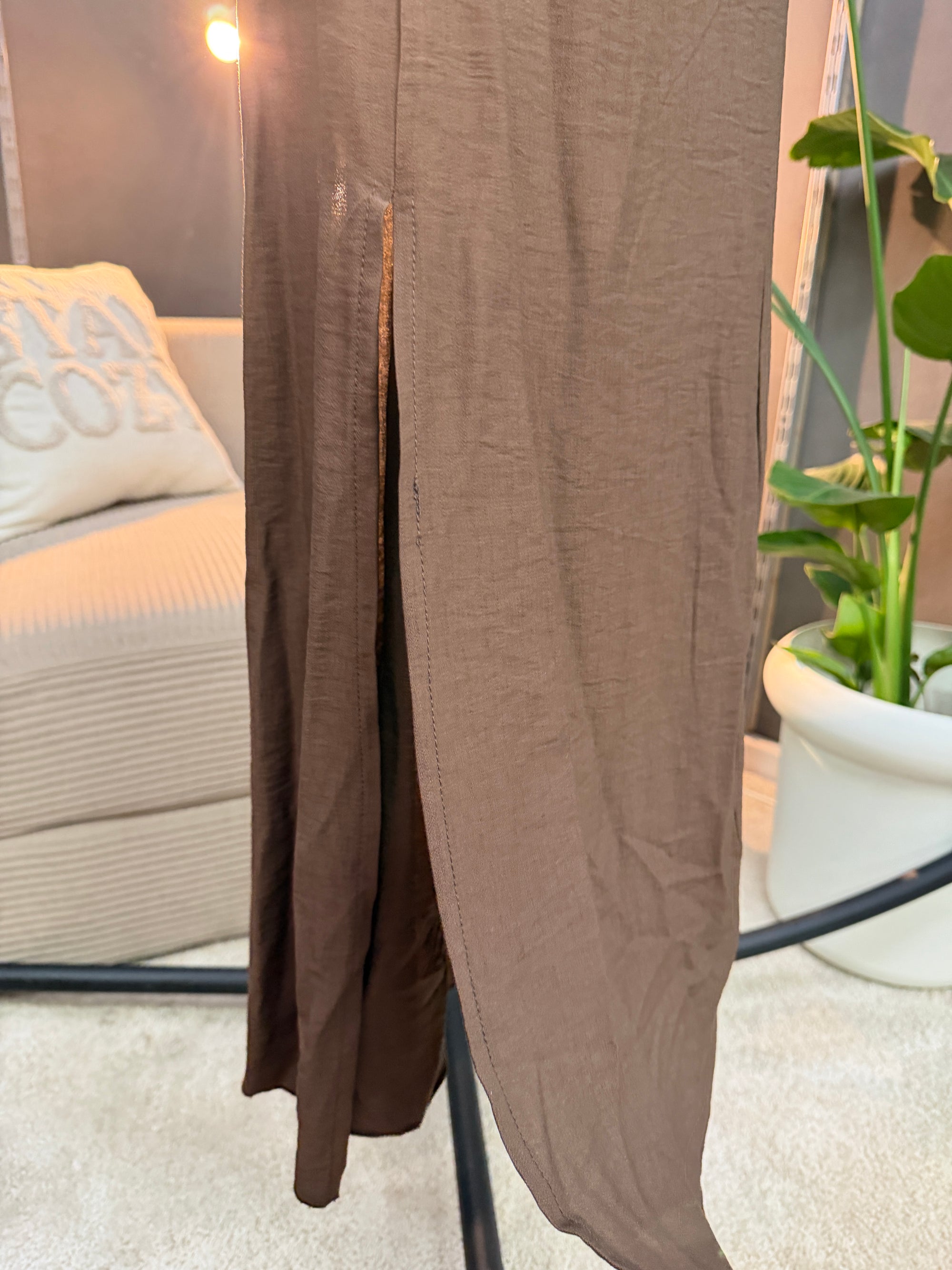 #7 Kleid in Schokobraun mit Perlen