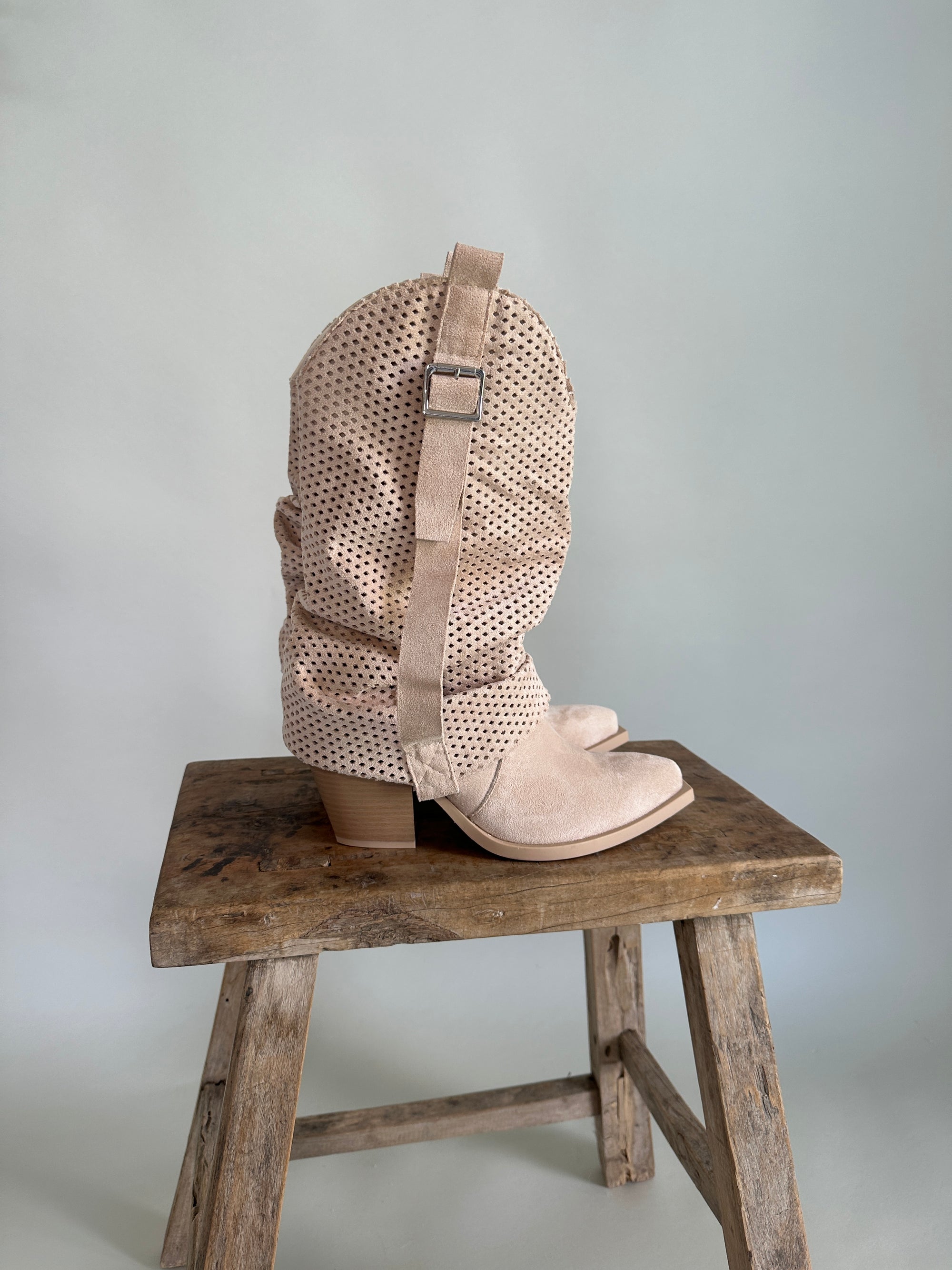 Stiefel in Beige