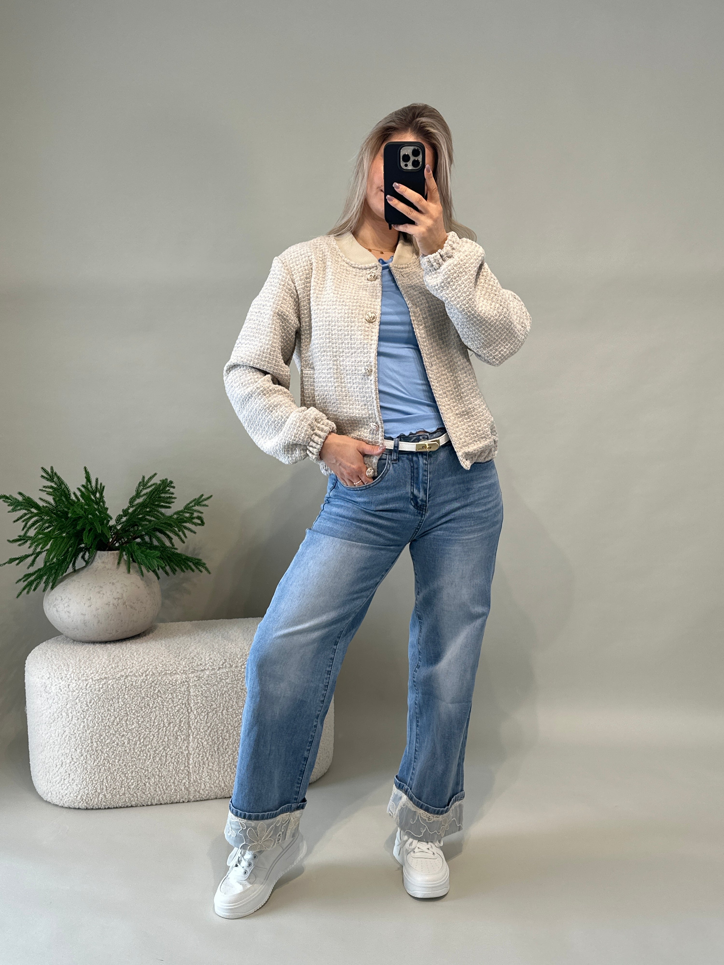 Jacke in Hellblau & Beige mit Muster