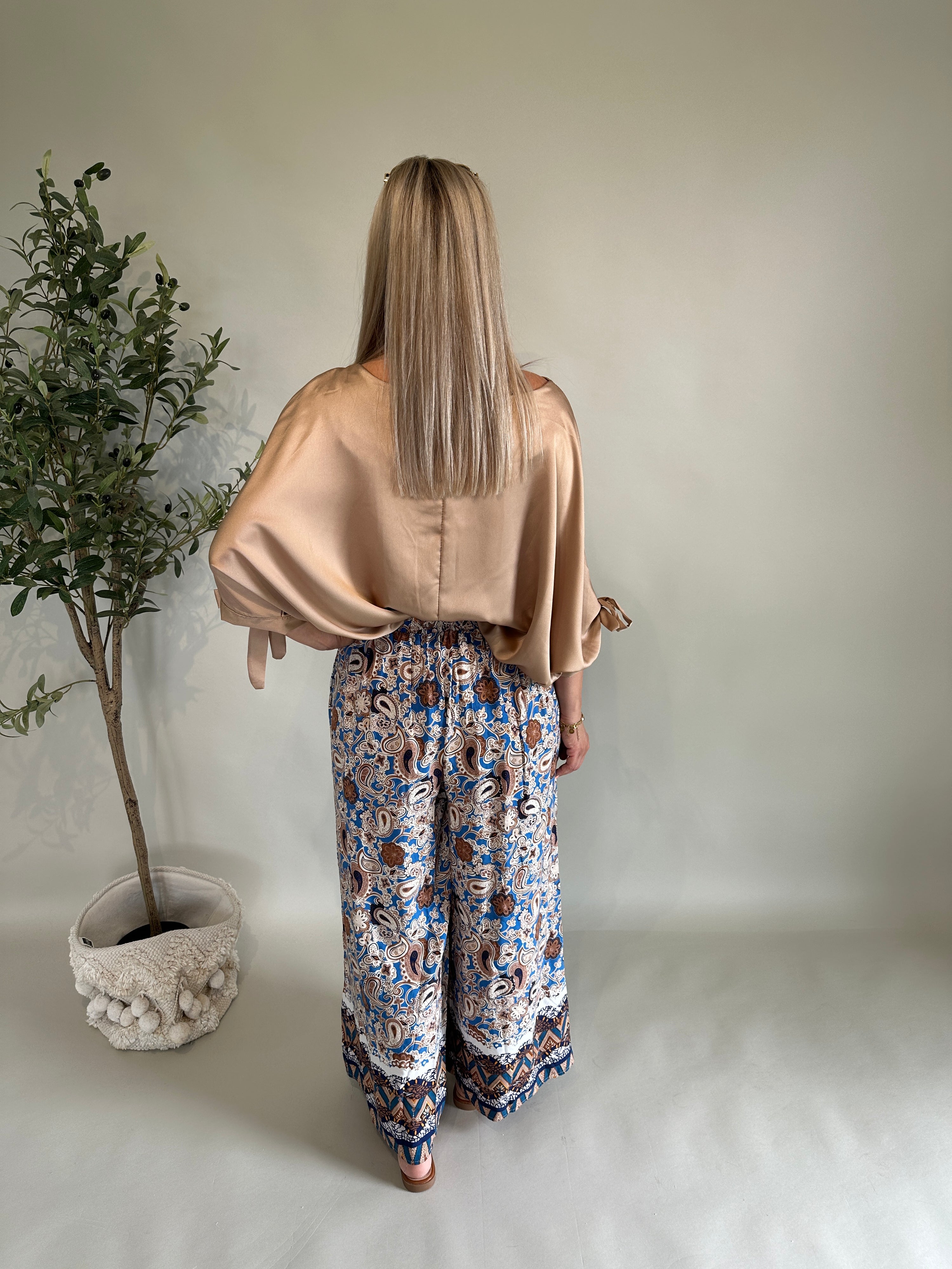 Hose gemuster in Braun/Blauen/Beige