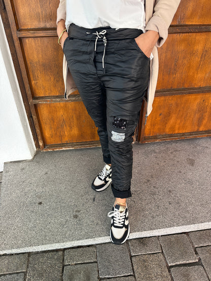 Hose in Schwarz (Lederoptik)