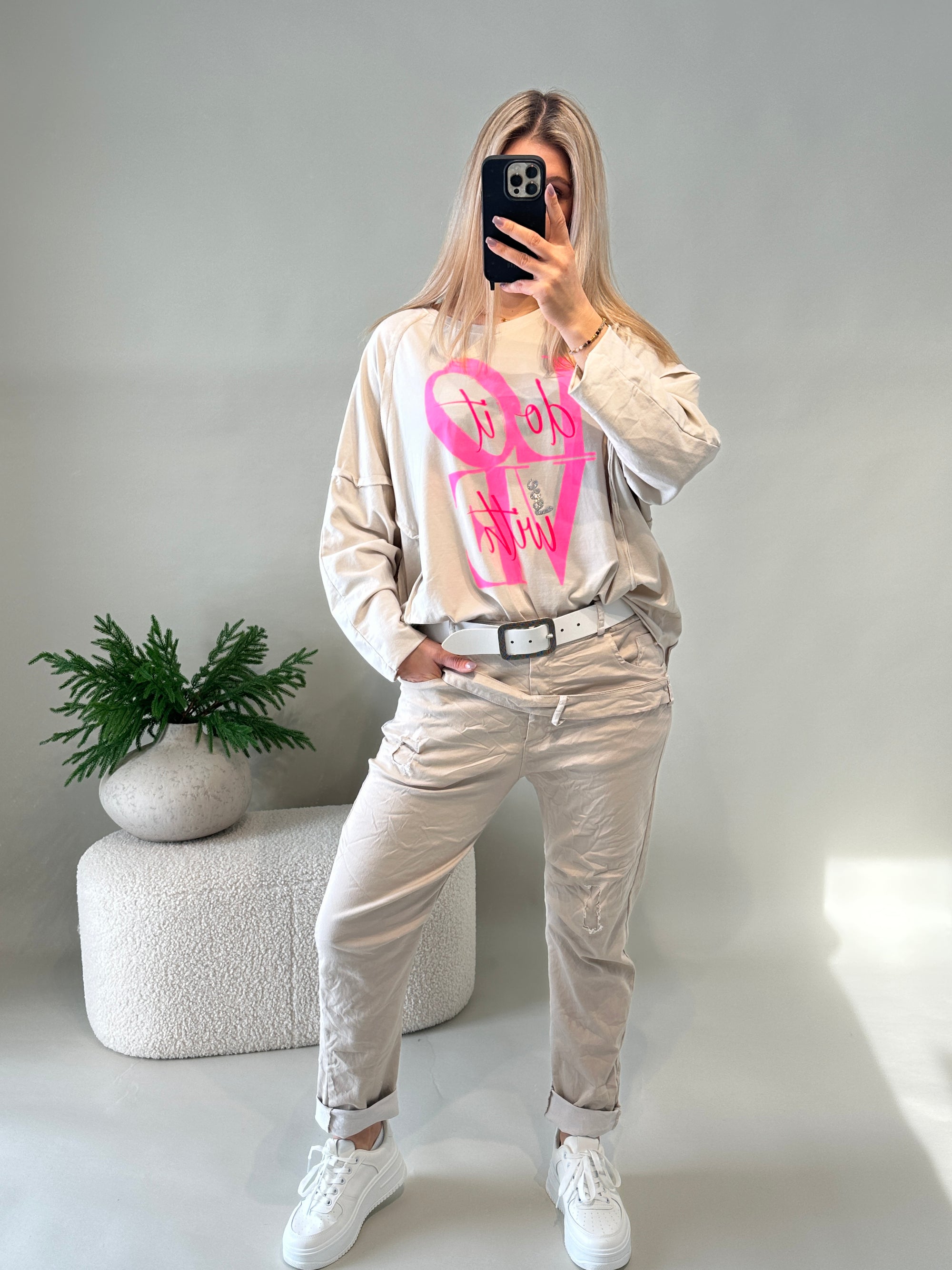 Sweatshirt  in Beige mit Aufdruck in Pink