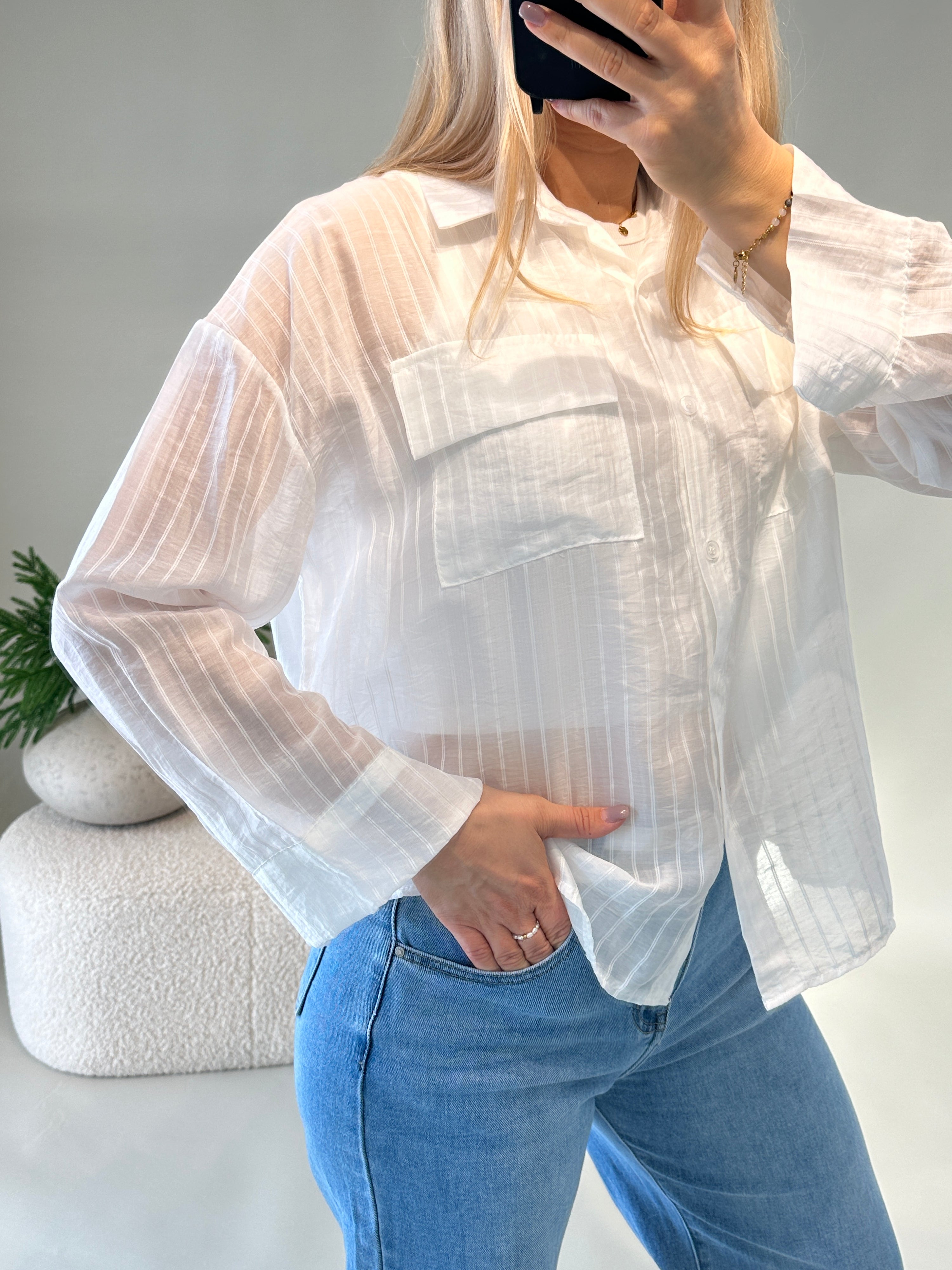 Bluse in Weiß mit Streifen