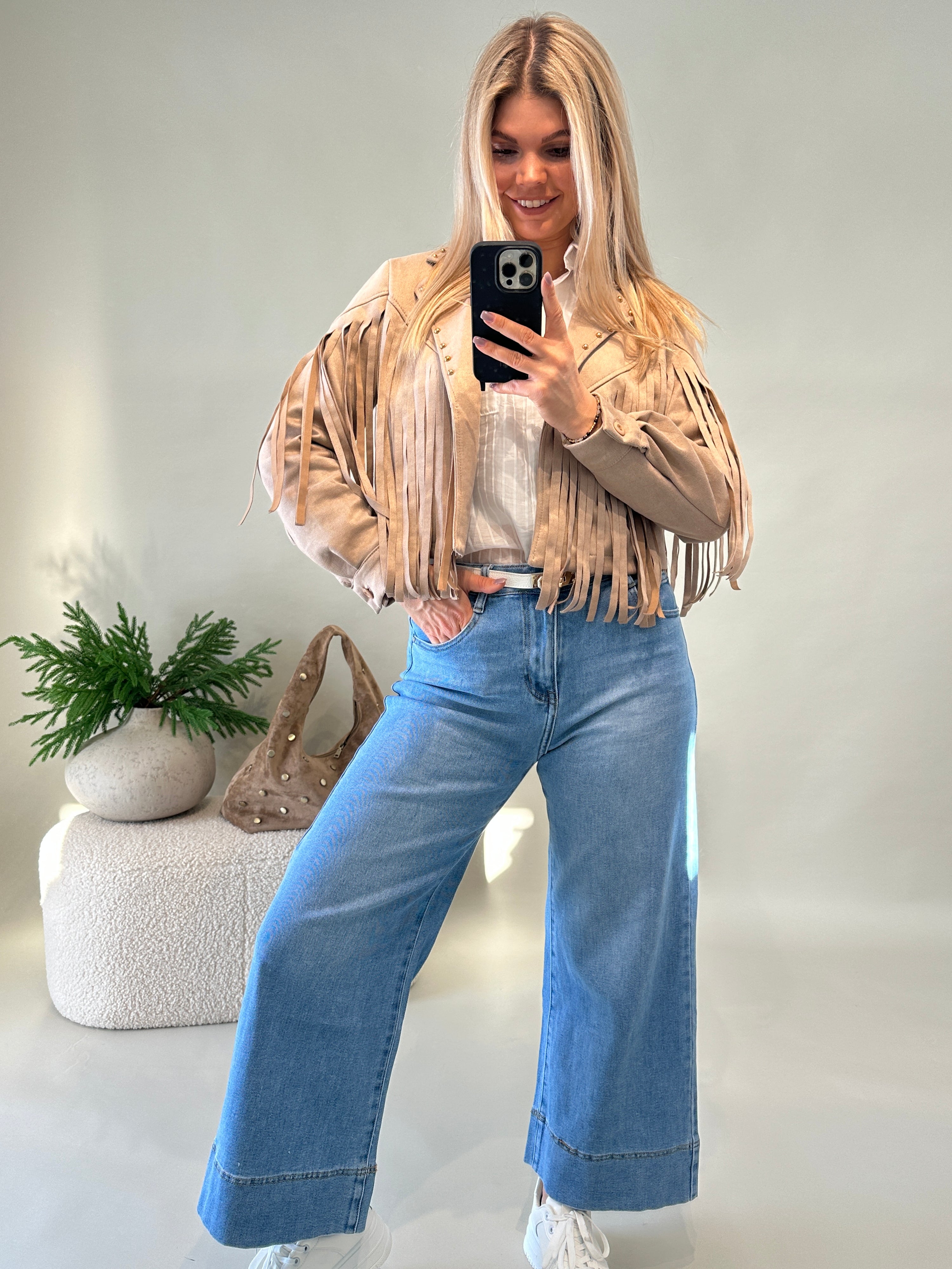 Jacke in Beige mit Fransen
