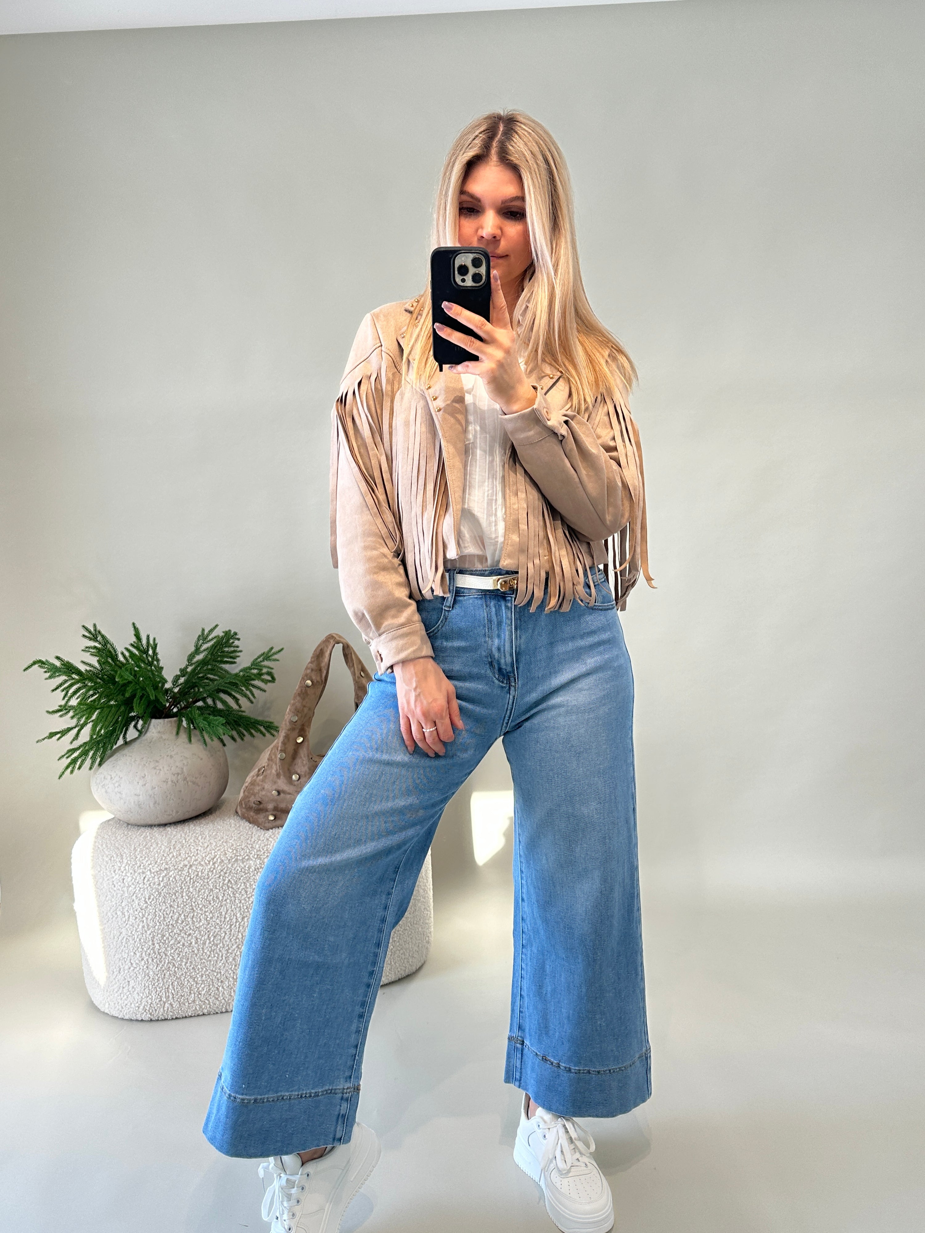 Jacke in Beige mit Fransen