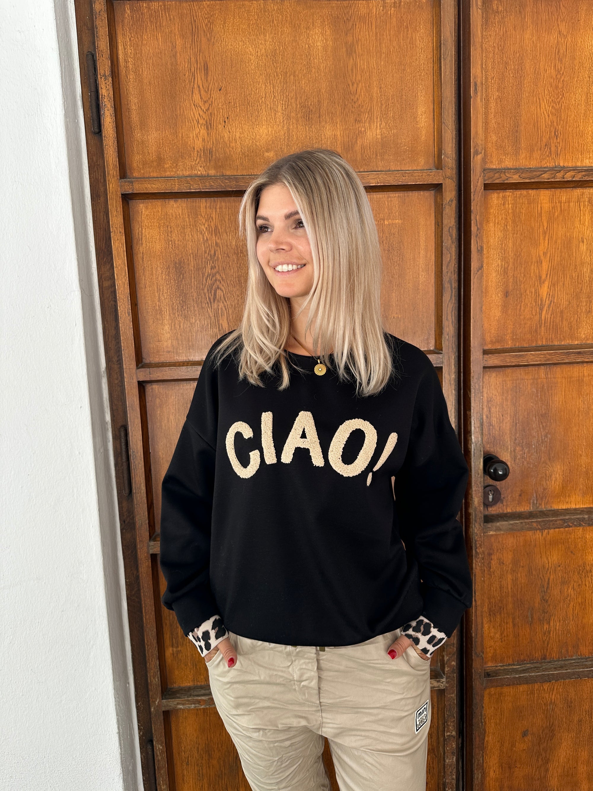 Pullover in Schwarz/Leo mit Aufdruck in Beige (CIAO!)