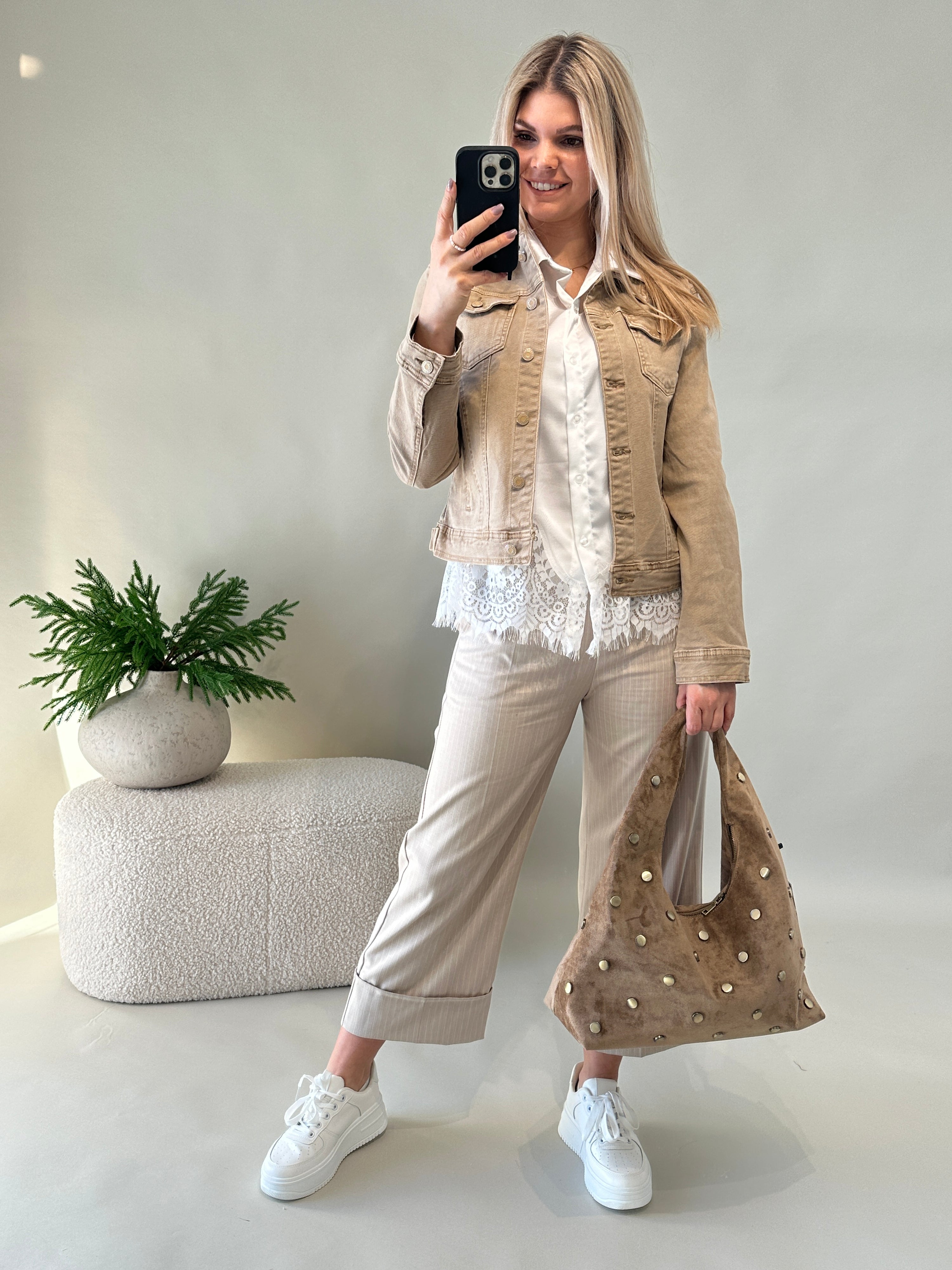 Hose in Zimt mit Nadelstreifen