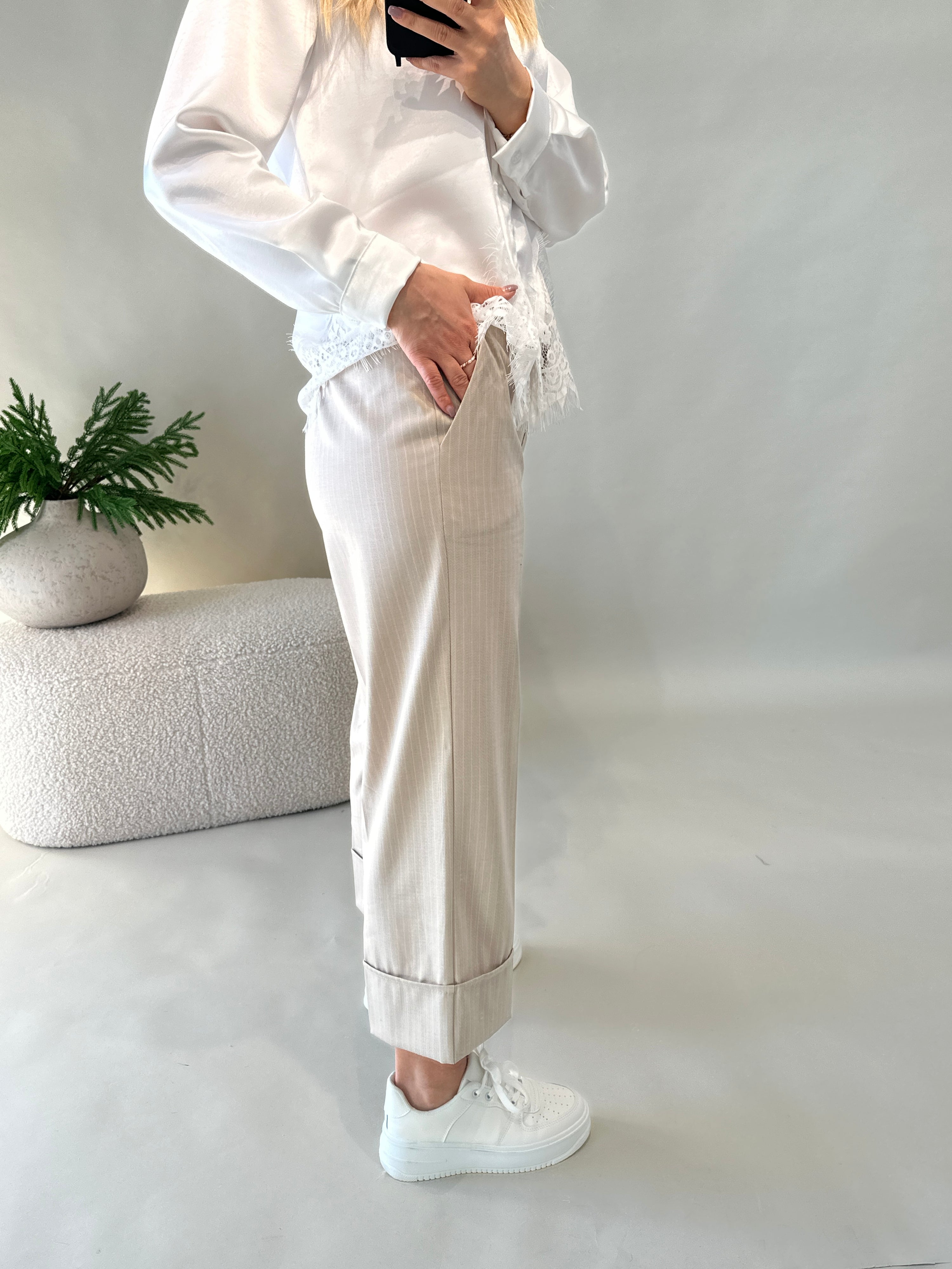 Hose in Zimt mit Nadelstreifen