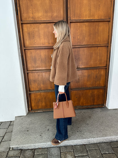 Tasche in Zimt mit Tuch