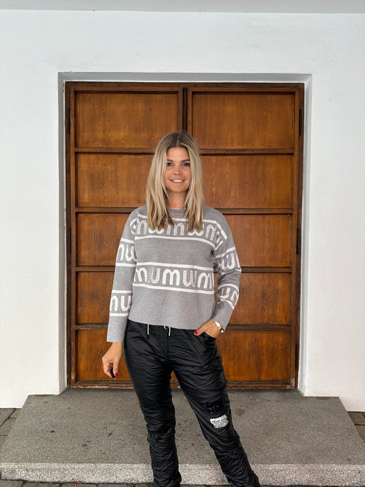 Pullover in Grau/Wollweiß