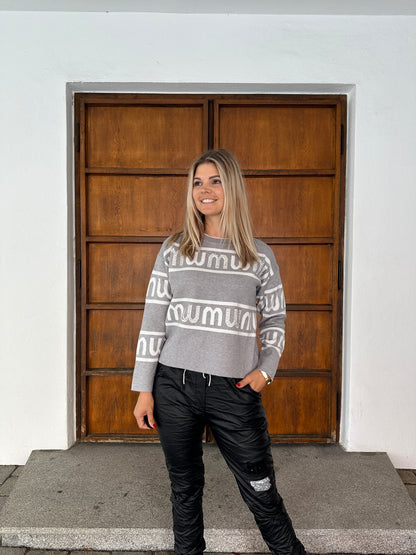 Pullover in Grau/Wollweiß