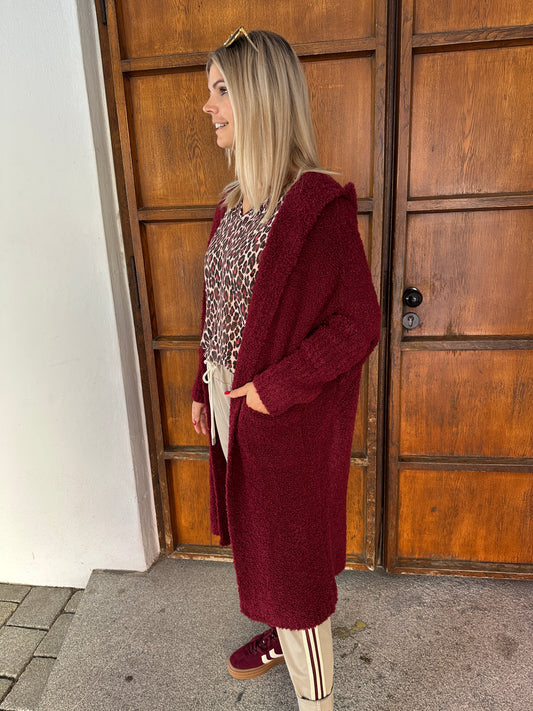 Strickjacke in Weinrot mit Kapuze (lang)