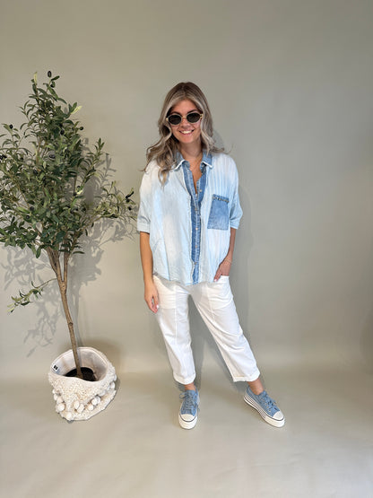 Bluse  kurzarm in leichtem Jeansstoff mit Glitzerszteine