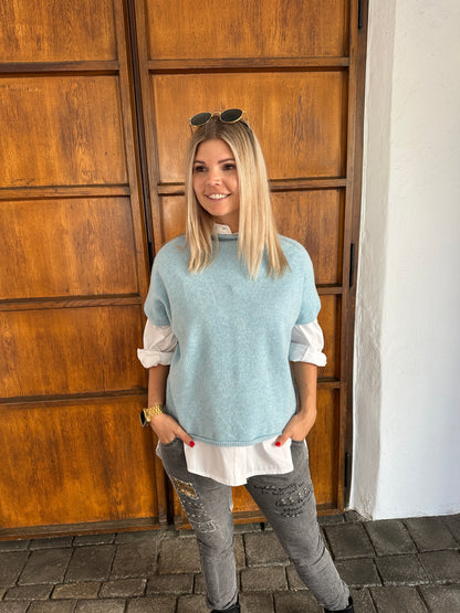 Pullover in Hellblau ( Kurzarm/Stehkragen )