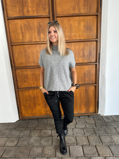 Pullover in Hellgrau ( Kurzarm/Stehkragen)