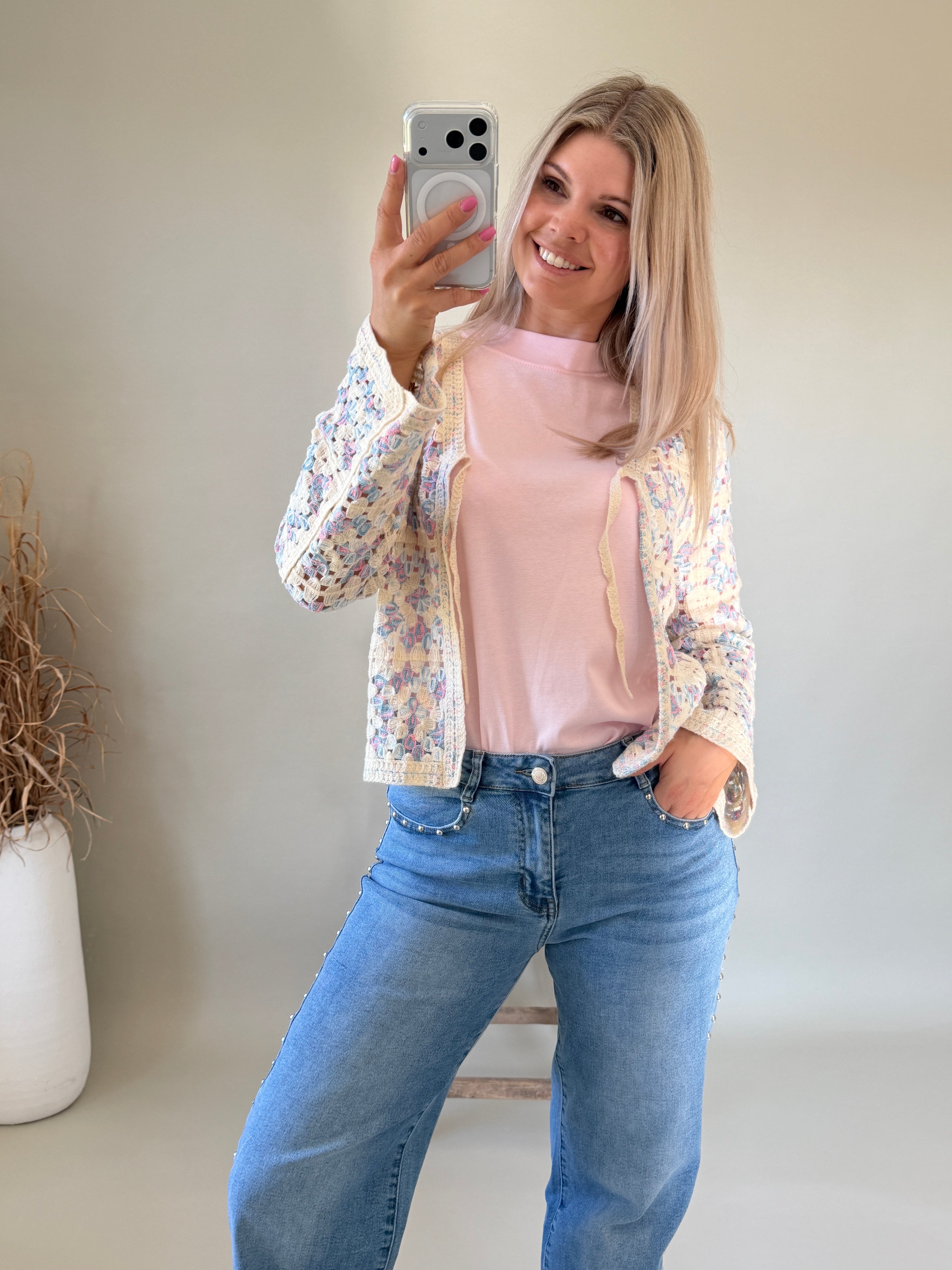 Jacke in Hellblau/Rosa/ Beige vorne zum binden